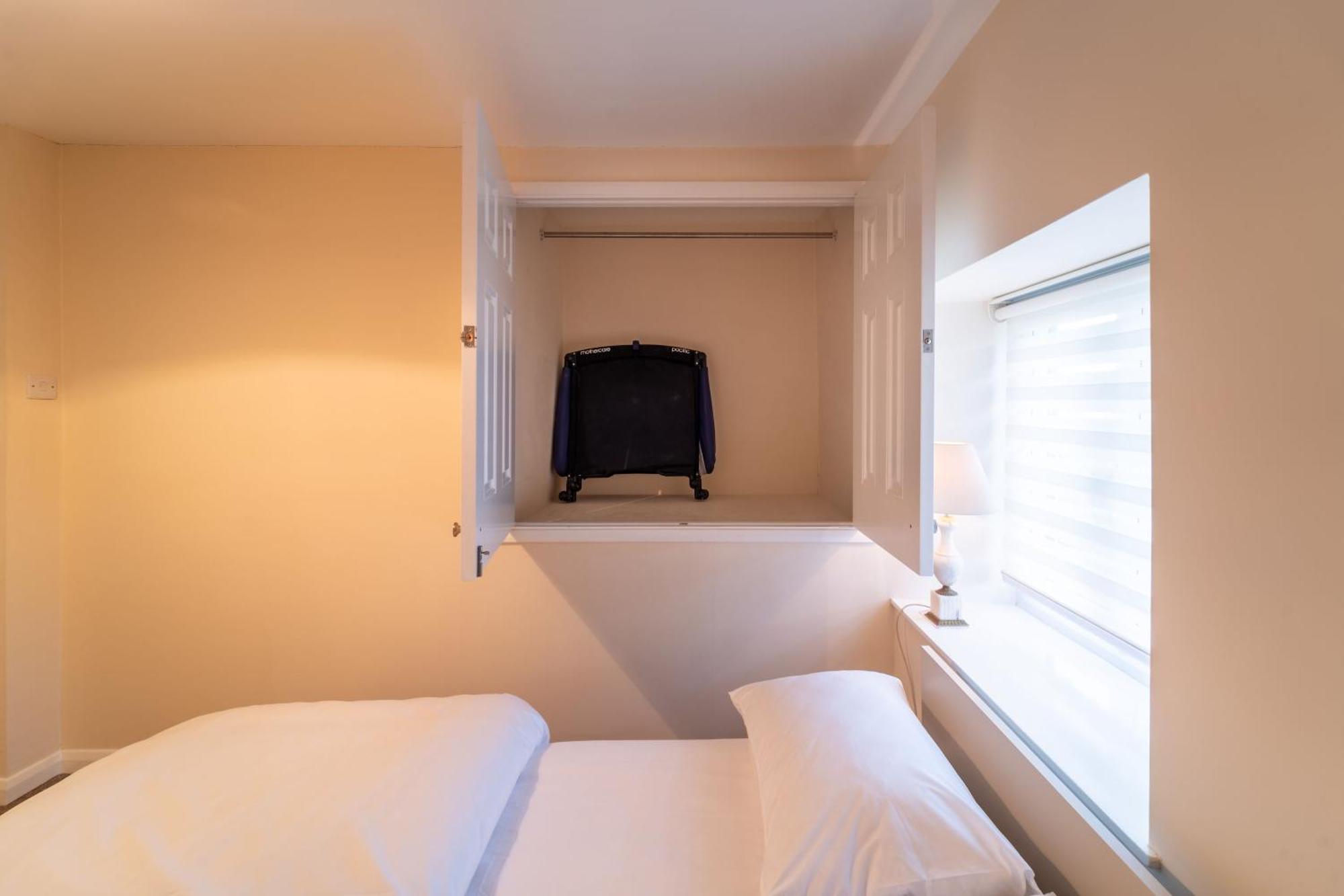 Bumble Bee Serviced Holiday home